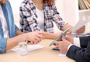 How to Evaluate Insurance Agents for the Best Service